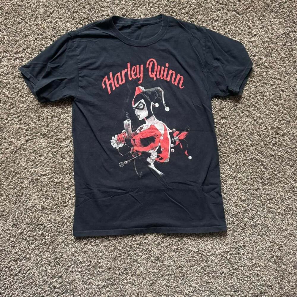 DC Comics Harley Quinn Vintage Y2K Graphic T-Shirt